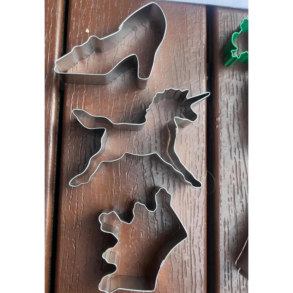 Princess Cookie Cutter Set Unicorn Castle Wand Gown Slipper 8 Piece Silver Green